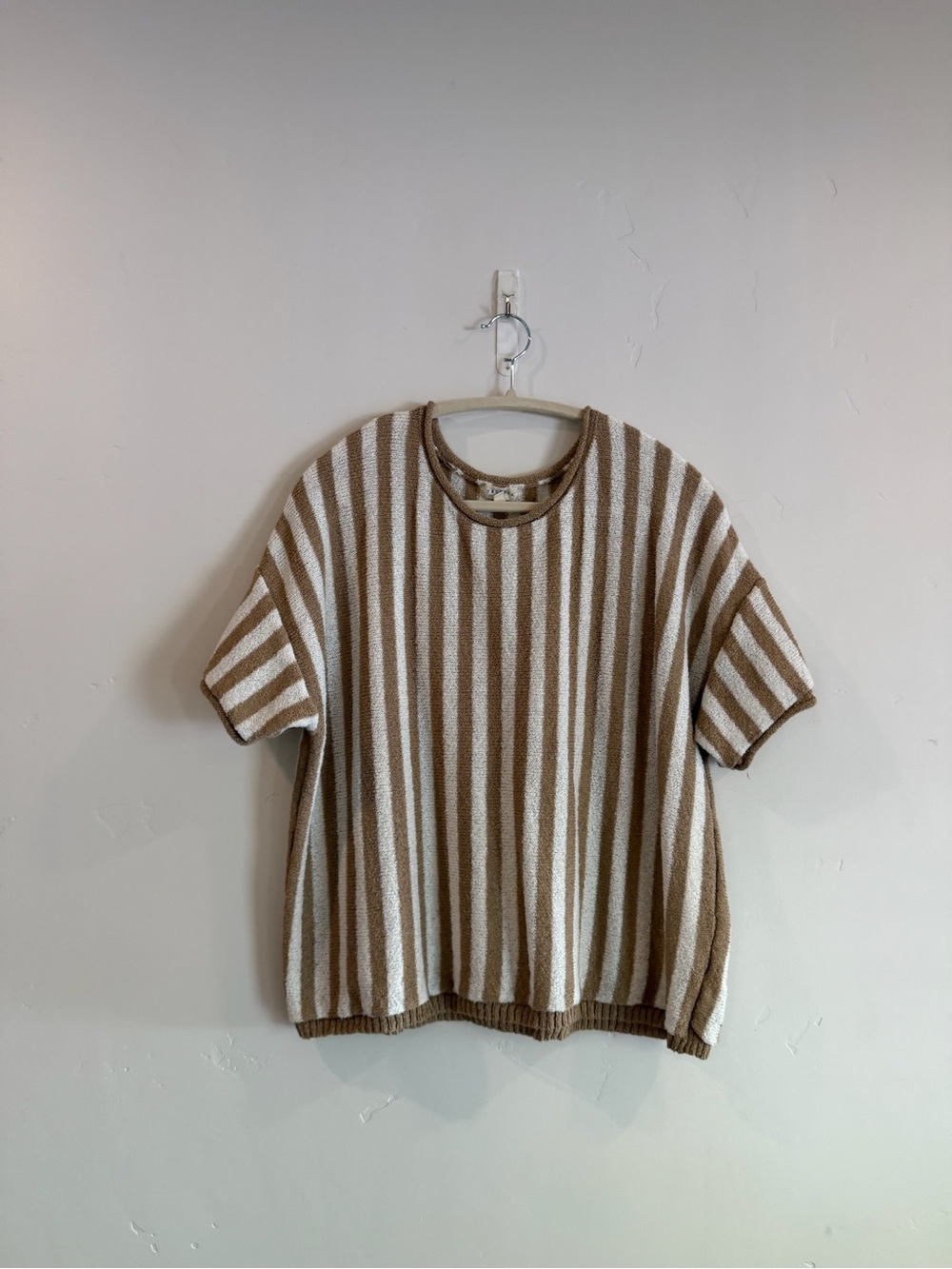 Striped Short Sleeve Knit Top - Cream & Tan